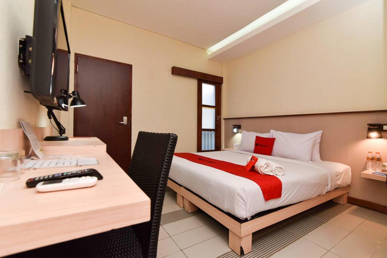 Hotel Reddoorz Near Legian Street Exteriér fotografie