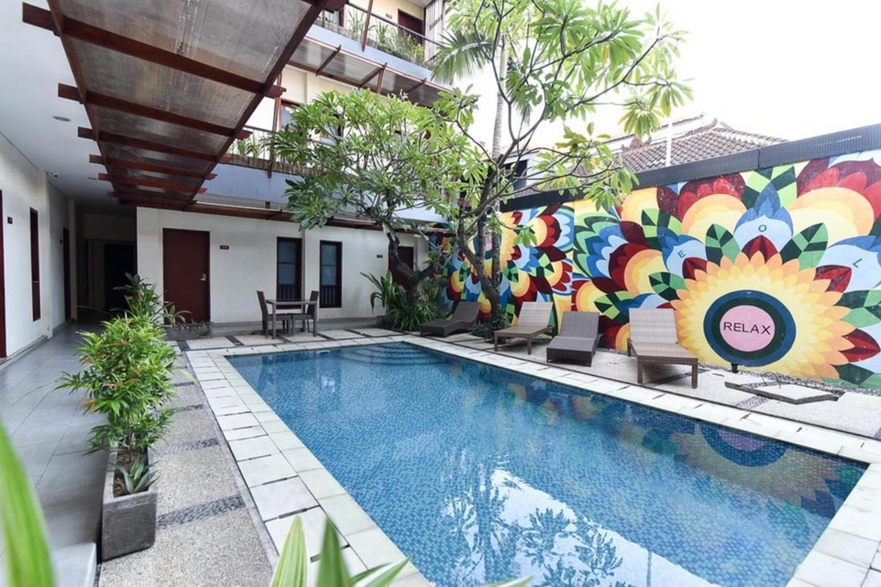 Hotel Reddoorz Near Legian Street Exteriér fotografie
