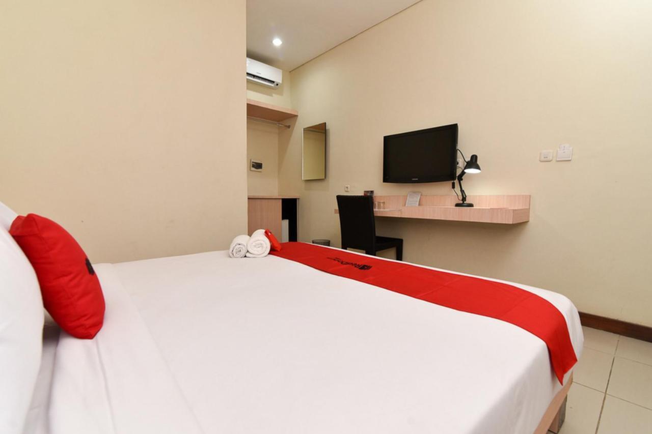 Hotel Reddoorz Near Legian Street Exteriér fotografie