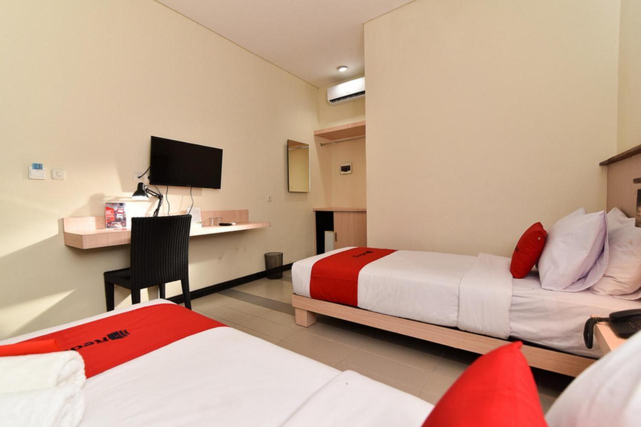 Hotel Reddoorz Near Legian Street Exteriér fotografie